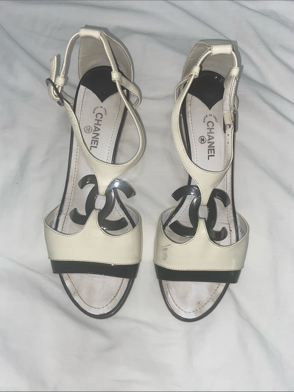CHANEL Ivory and Black Patent Leather T-Strap Sandals